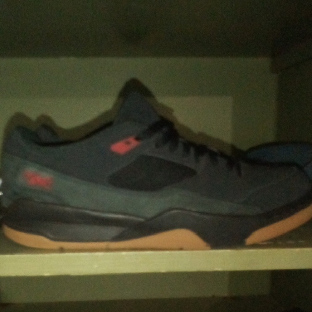 Men's Black & Red Air Jordan Flights